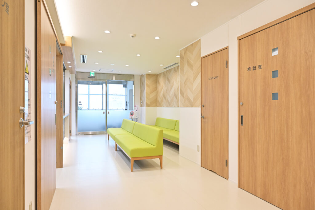 医院内観処置室側から